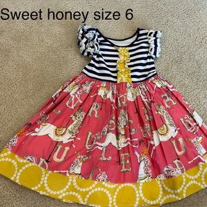 Sweet Honey dress